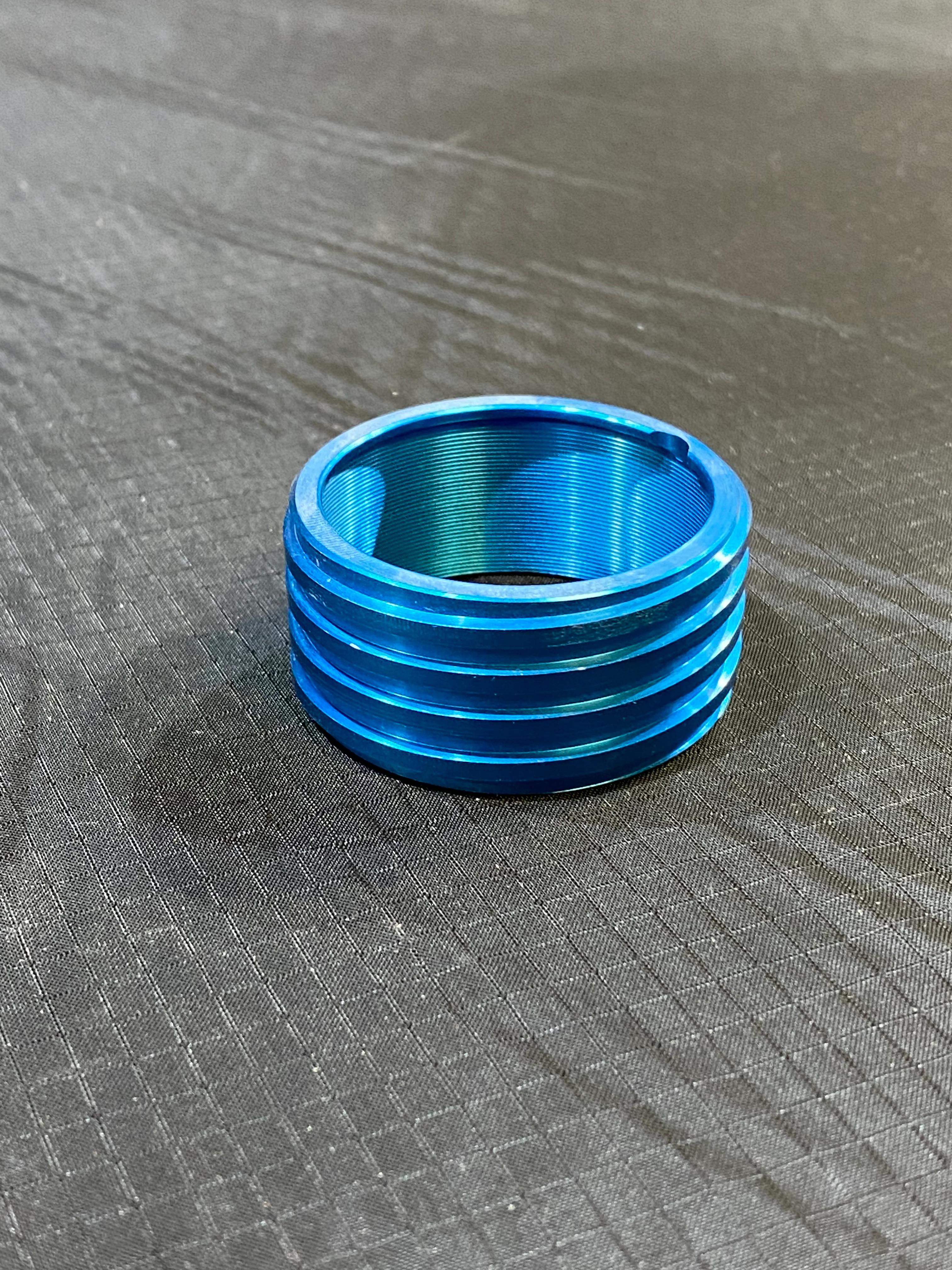 LOC Threaded sleeve for aft section